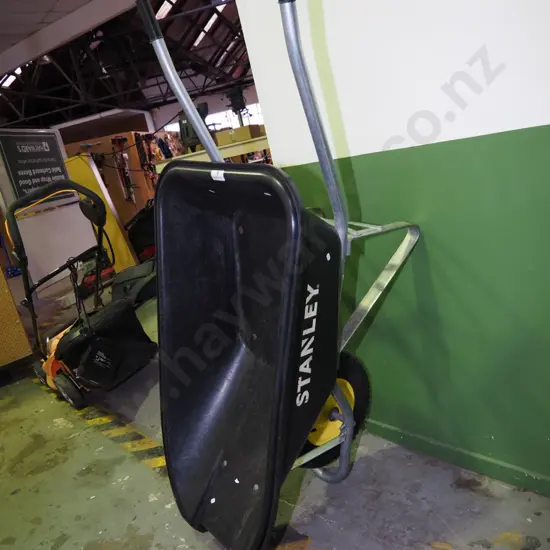 Stanley contractor's wheelbarrow