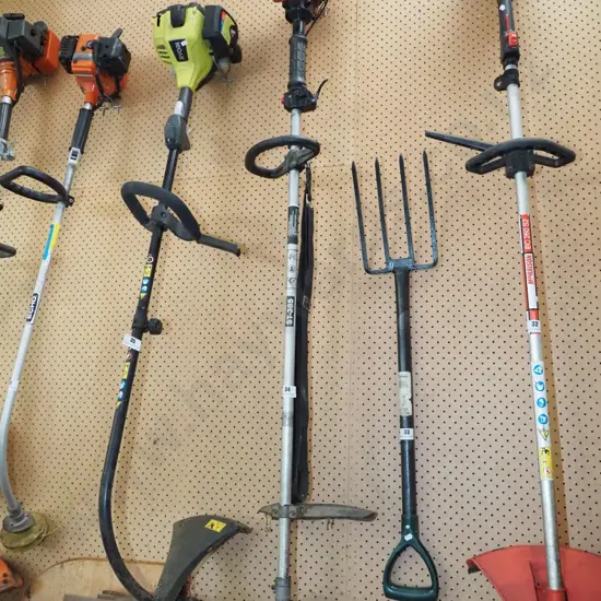 Homelite 2 stroke line trimmer - As Is, No Returns