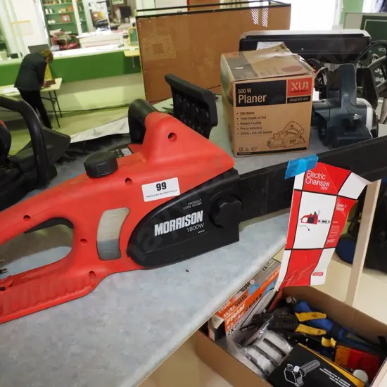 Morrison 1800 W electric chainsaw