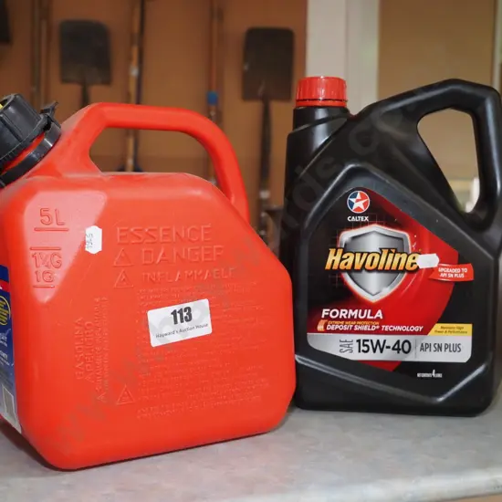 5L petrol container, part bottle of engine oil