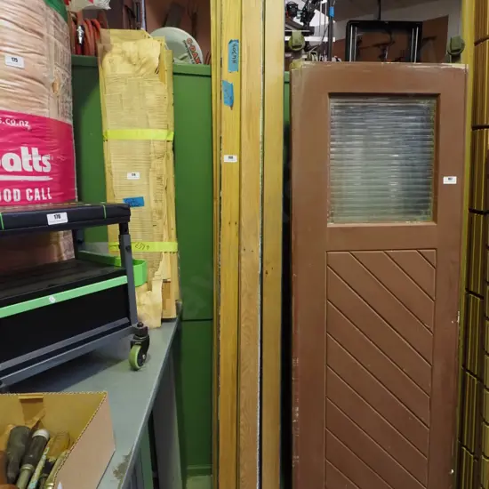 22 lengths of ex- Forbury Raceway rimu L-2320