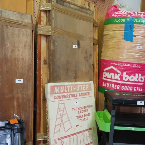 lengths of rimu L-1360 W-670