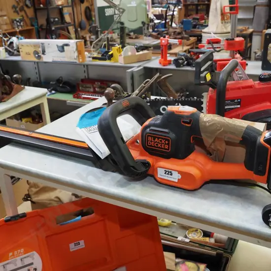 Black & Decker battery powered hedge trimmers