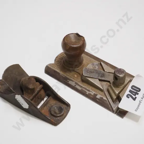 small bull nose plane, record No. 2506 fibre board plane