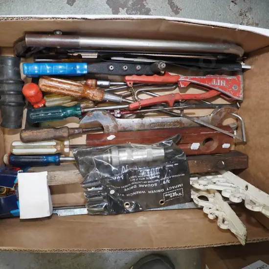 box; builder's level, impact driver etc