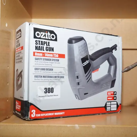 Ozito staple nail gun
