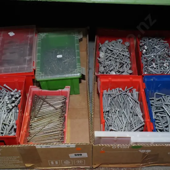 2 boxes; nails - orange dots