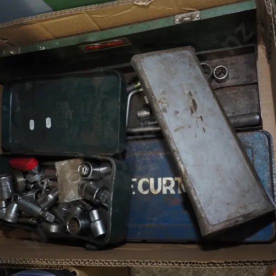 box of part socket sets