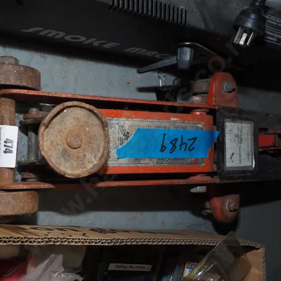 trolley jack - missing handle