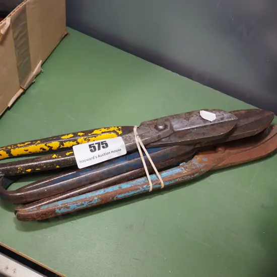 bundle of tin snips