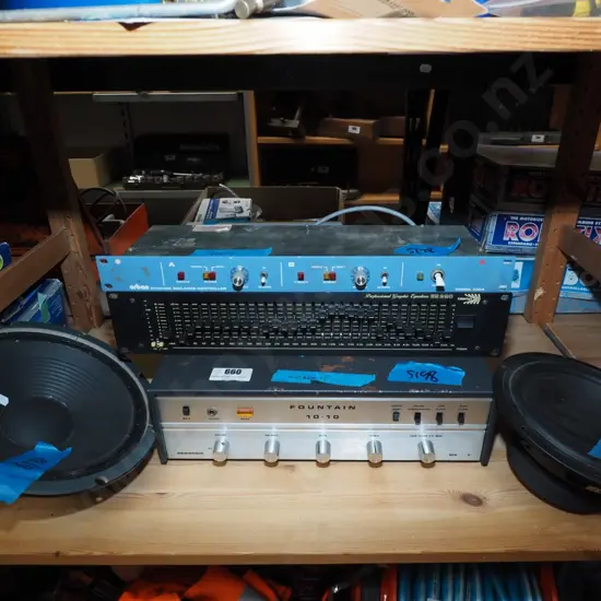 Fountain amplifier, Graphic equalizer, Sibilance controller, 2 speakers