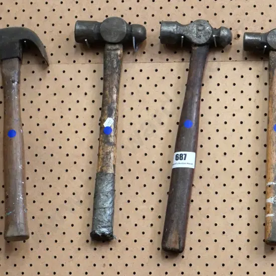 4 hammers - blue dots