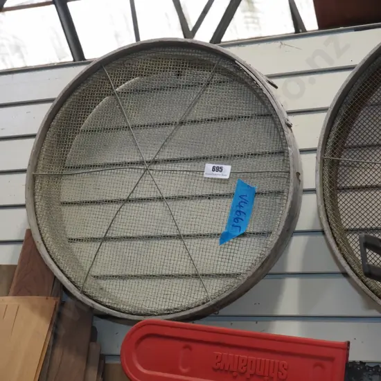 garden sieve