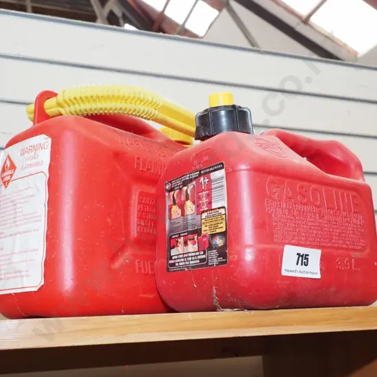 2 small petrol totes