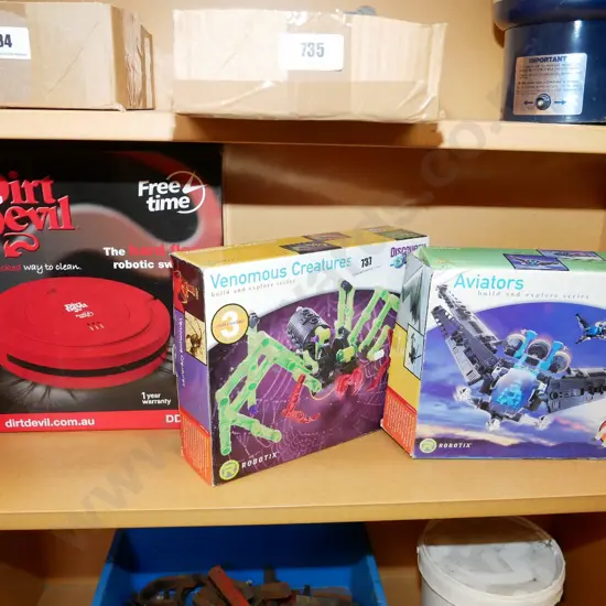 robotic vacuum, 2 toy kits