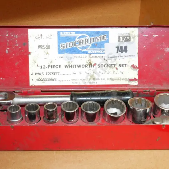 small Sidchrome socket set