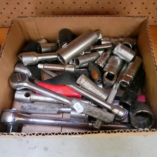 box; sockets, rachets