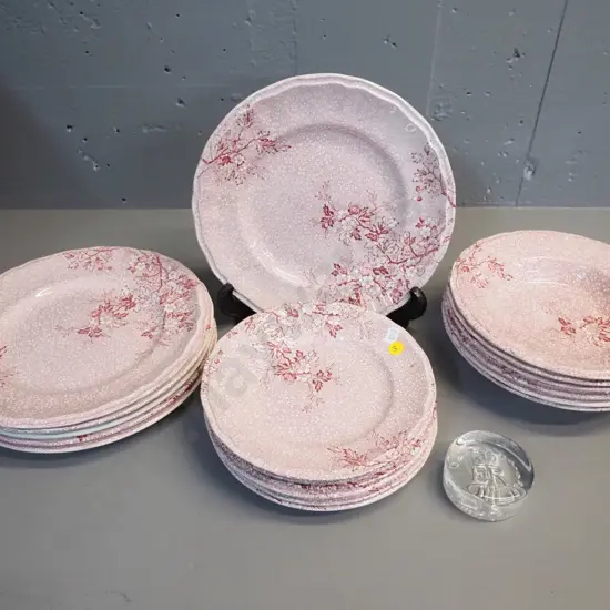 assorted Wedgwood Monique tableware - 6 soup plates, 6 dinner and 6 luncheon - a QEII jubilee glass paperweight