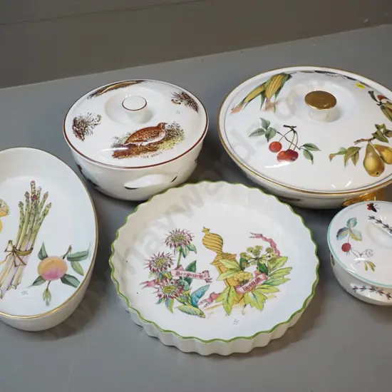 5 pieces Royal Worcester oven & tableware - Evesham etc. - 3 lidded casseroles, largest H80 D2555, flan dish, open dish