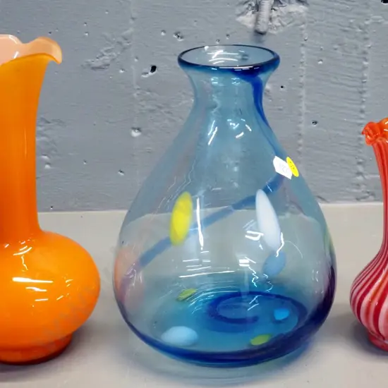 3 art glass vases - largest is blue H-200 D-160