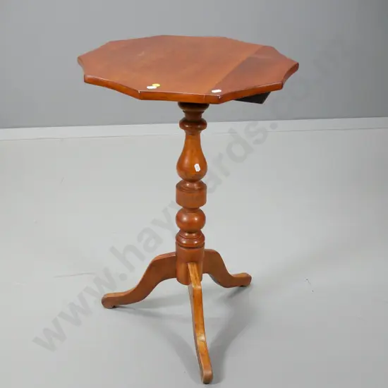 vintage mahogany octagonal top wine table w/ turned column tripod base H-700 W-450 D-450