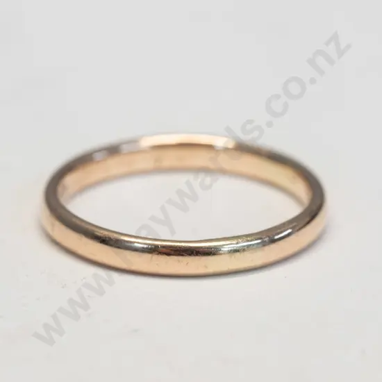 9ct gold ring stamped 375