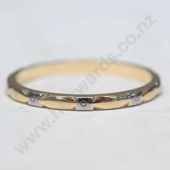 18ct gold ring