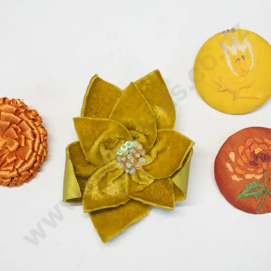 4x Tamsin Cooper brooches