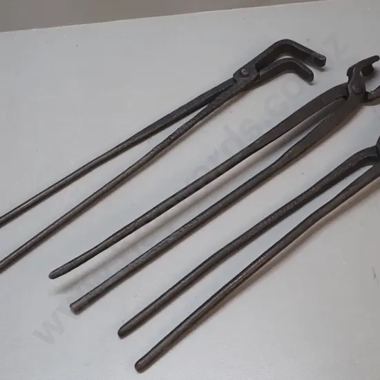 3 vintage cast iron blacksmith's tongs - longest is L-890