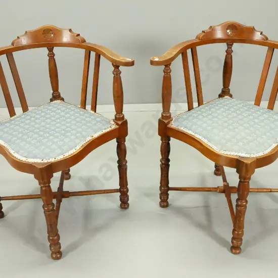 pair of vintage oak-framed corner chairs with spindles & patterned damask fabric - slight staining H750 W600 D600
