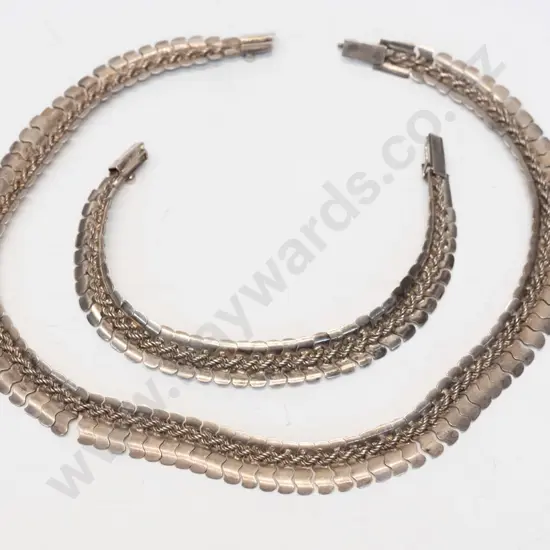 mathing necklace & bracelet stamped 925 sterling centre twisted rope holds meshed links together box catch with safety