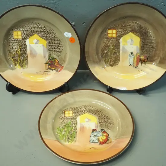 3 Royal Doulton relief pattern cabinet plates - 'Moorish Gateway' / Tunis series D215