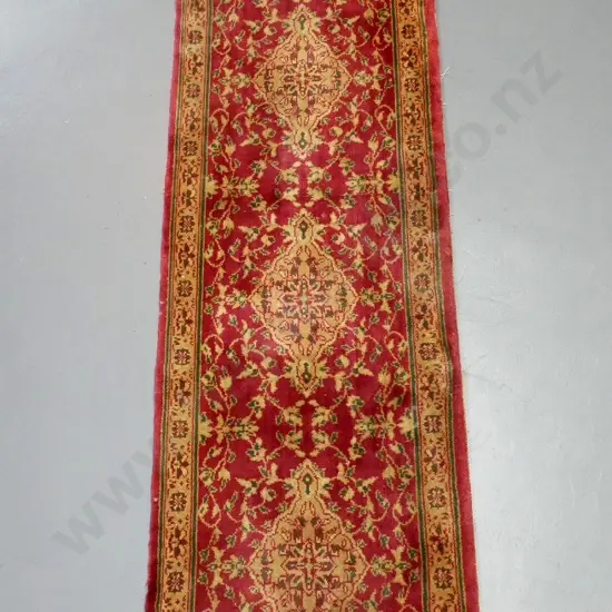 Bangladeshi jute Persian-style floor runner - red, brown and green - L2320 W600