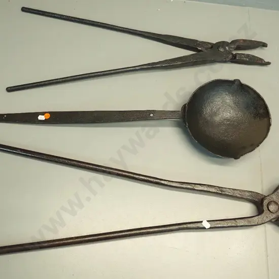 3 vintage blacksmith's tools including ladle - longest is L-820