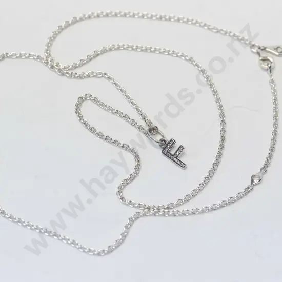 silver necklace 'F' stamped 925