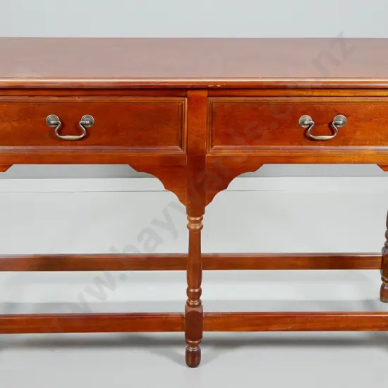 mahogany traditional style hall table w/2 drawers, drop handles, turned stretcher base, polish needs work H740 W1190