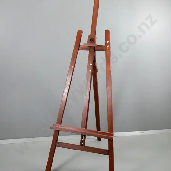 large mahogany floor-standing artist's or display easel H1850 W-570