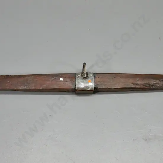 vintage swingle tree with hand-forged fittings L-1570