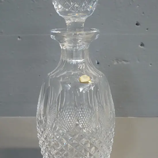 Waterford cut crystal Colleen pattern decanter with ball shaped stopper H-275
