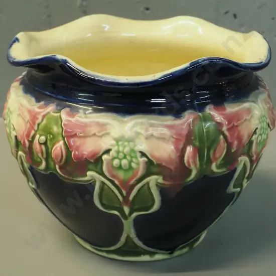 vintage Majolica jardiniere - crazing / staining inside H-150 D-200