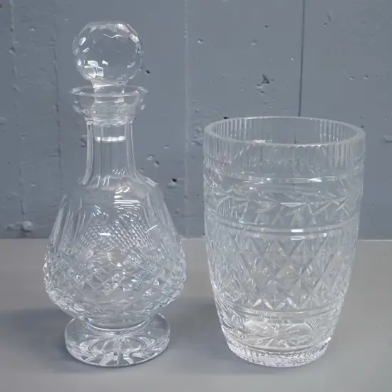 Waterford cut crystal vase H- 200 D-135