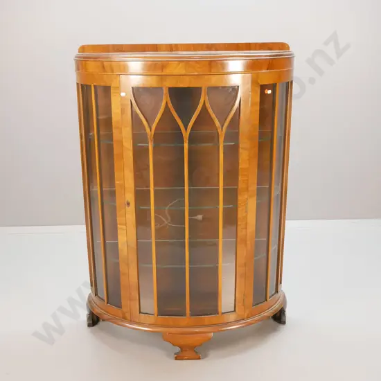 reproduction mahogany bow-front display cabinet with 3 glass shelves, one door, astragals, key escutcheon - some rubbing