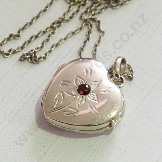 silver heart locket with garnet all stamped 925