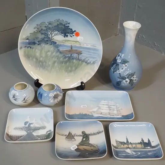 assorted Royal Copenhagen and Bing & Grondahl items - blossom vase, 4 dishes, 2 small vases, cabinet plate D-250