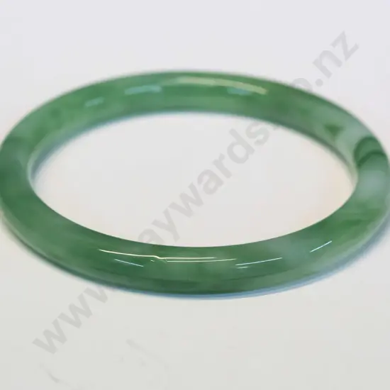 jade bangle