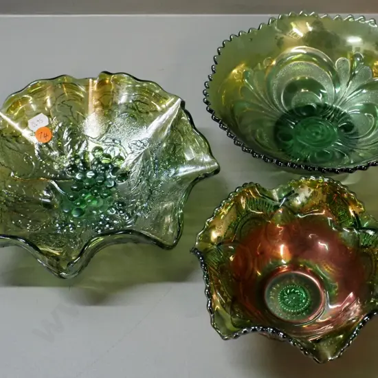 3 green carnival glass bowls including one grape pattern D-200