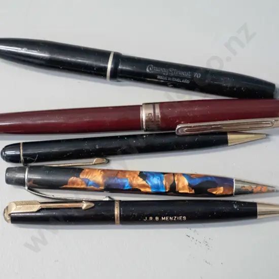 Conway Stewart and Carino fountain pens and 3 propelling pencils - Parker, Conway, and 1 other