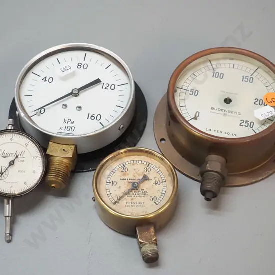 4 pressure gauges - brass cased Budenberg D-150, small brass Eagle & Wrights / A&T Burt, Churchill, etc.