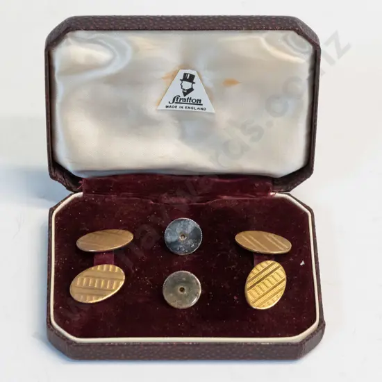 cased pair of cufflnks