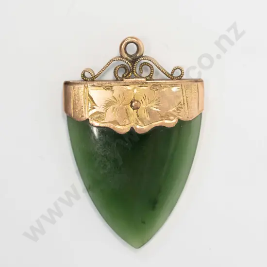 greenstone pendant stamped 9ct no chain
